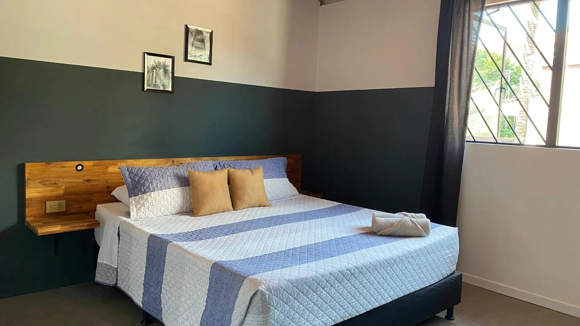 Pensionat Casa Mosaiko Patio Bonito Hotell Medellín