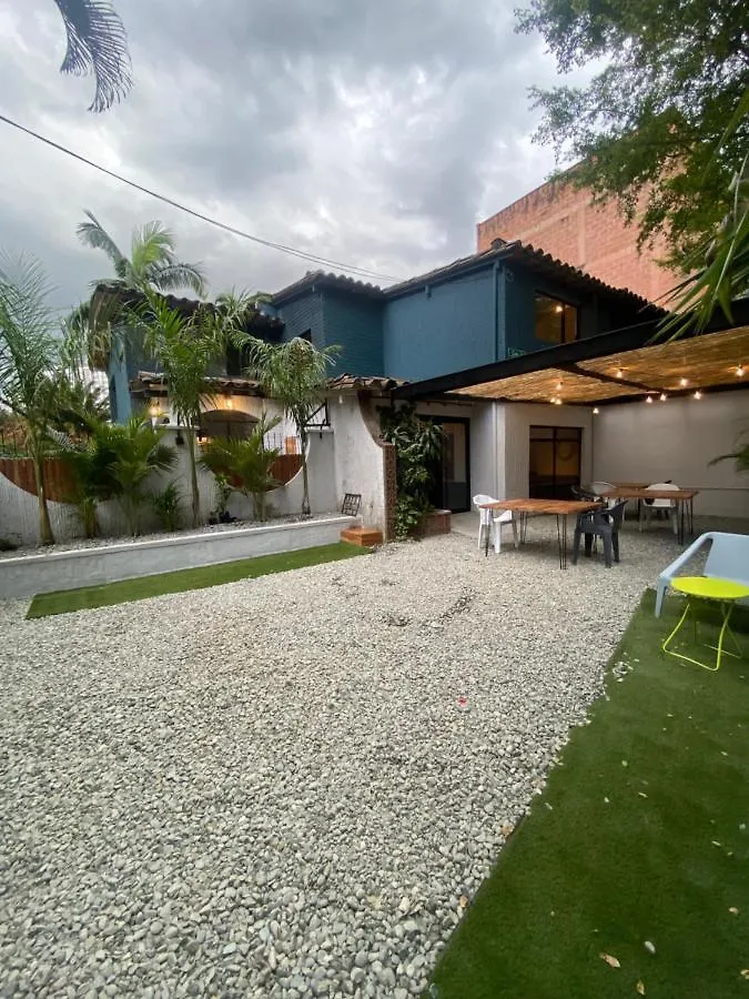 Pensión Hotel Casa Mosaiko Patio Bonito Medellín Colombia